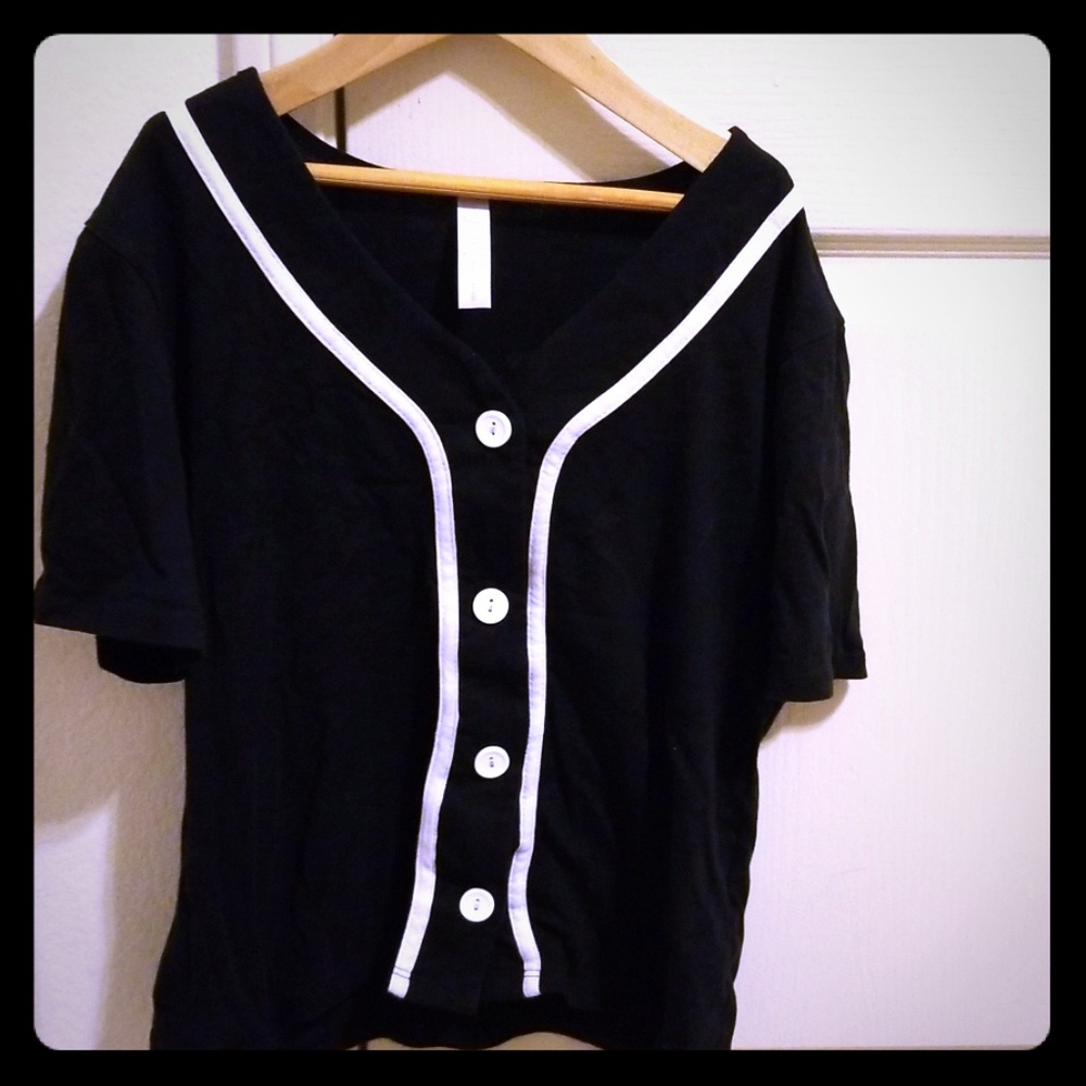 cropped junior "killin' It" shirt